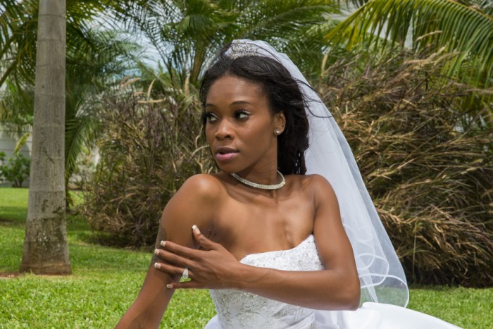 A professional Jamaican wedding photographer must be artistically