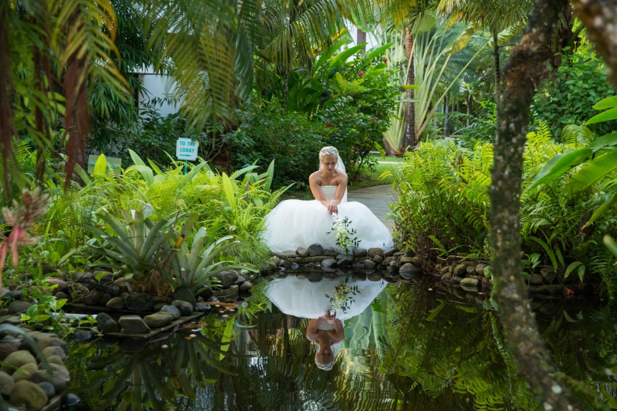 Wedding  photography is not as complex as some Jamaican weeding photographers make it to be 