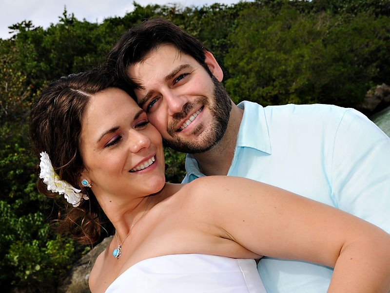 It’s important for wedding photographers to be prepared in order to capture artistic moments. You have to consider your locations . As a Jamaica wedding photographer creativity is always a factor when it comes to wedding photography