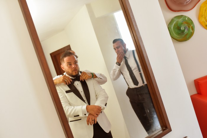 Every bride want to look fantastic with her great hair style and attractive makeup in song with the best Jamaica wedding photography is like a creamy icing on the cake. Gloss through the wedding ceremony pictures captured by talented team of Jamaican wedding photographers and gain insights into the photographic quality of their services. The company easily offers the best wedding photography packages in Jamaica and the team always makes the wedding as memorable with the high-quality images. After all, it is your loved ones most longed after moments of their lives and they want to make it memorable forever.